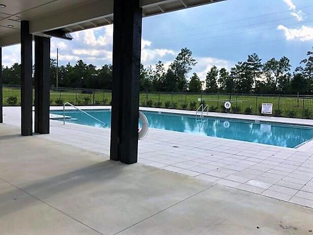 908 Sandbar Loop Crestview, FL 32539 - Photo 30 of 35 nity Pool from Pavilion