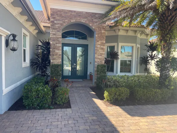 $650,000 | 21828 Southwest Tivolo Way, Port St. Lucie, FL 34986