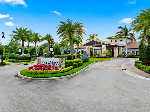 $650,000 | 21828 Southwest Tivolo Way, Port St. Lucie, FL 34986