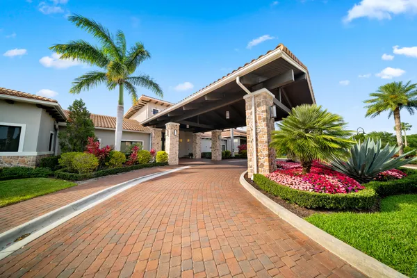 $650,000 | 21828 Southwest Tivolo Way, Port St. Lucie, FL 34986