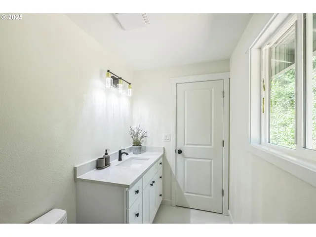 $528,000 | 37465 Dubarko Road, Sandy, OR 97055