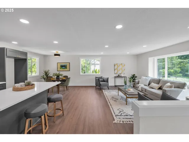 $528,000 | 37465 Dubarko Road, Sandy, OR 97055