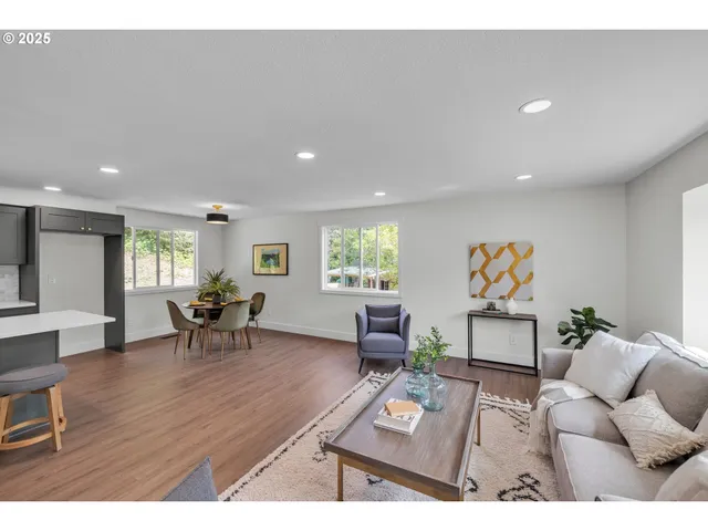 $528,000 | 37465 Dubarko Road, Sandy, OR 97055