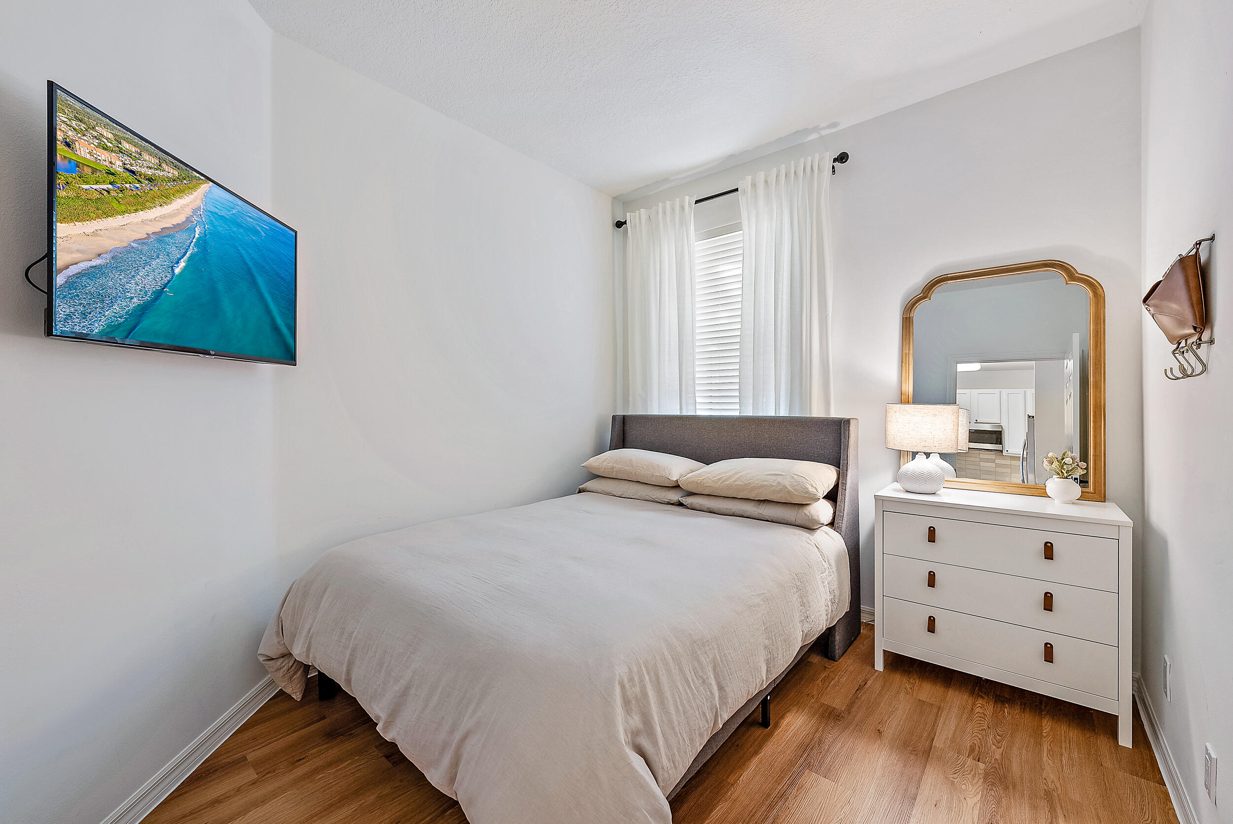 114 Lighthouse Circle, Unit I Tequesta, FL 33469 - Photo 16 of 23 Guest Room 2