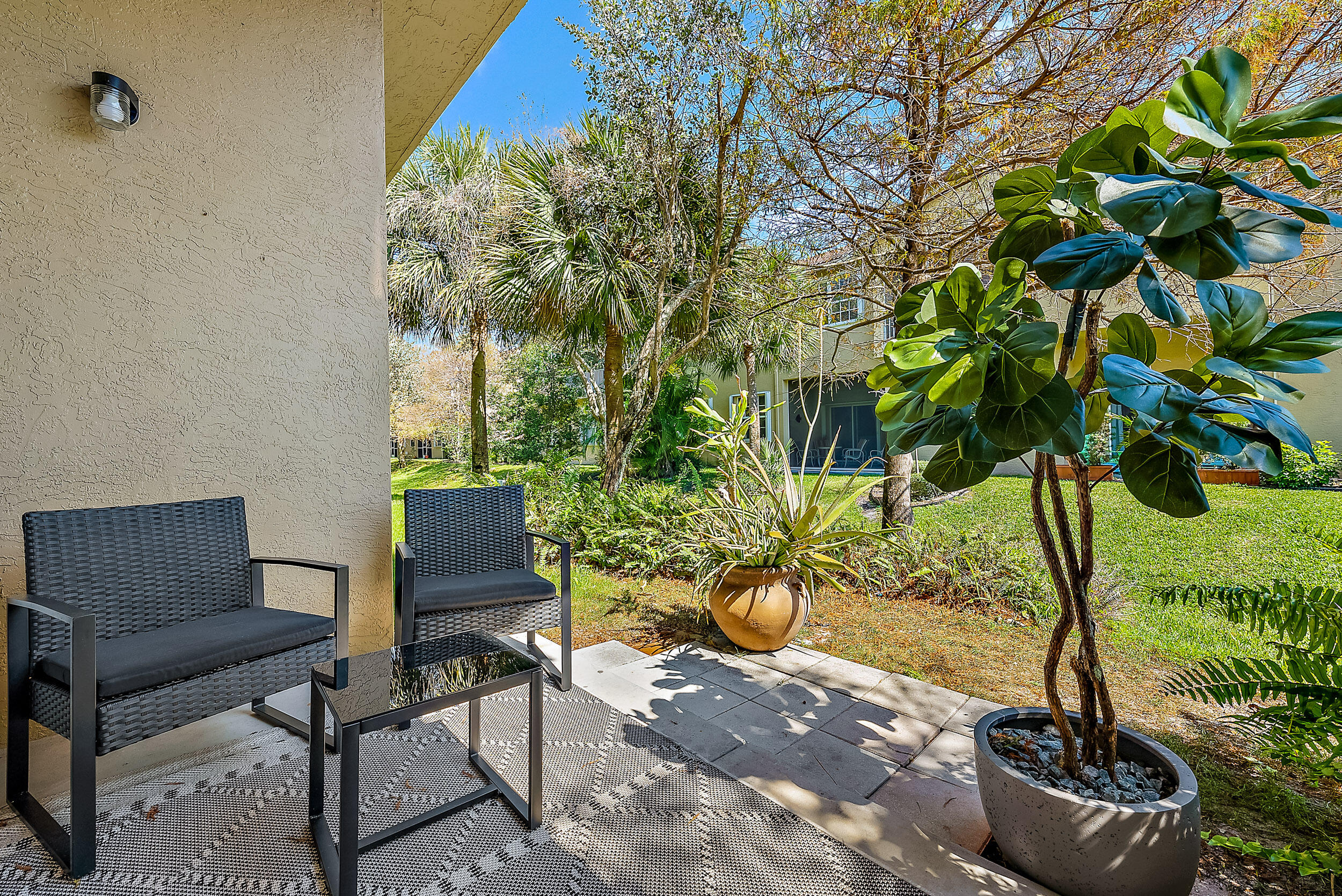 114 Lighthouse Circle, Unit I Tequesta, FL 33469 - Photo 21 of 23 Back Patio