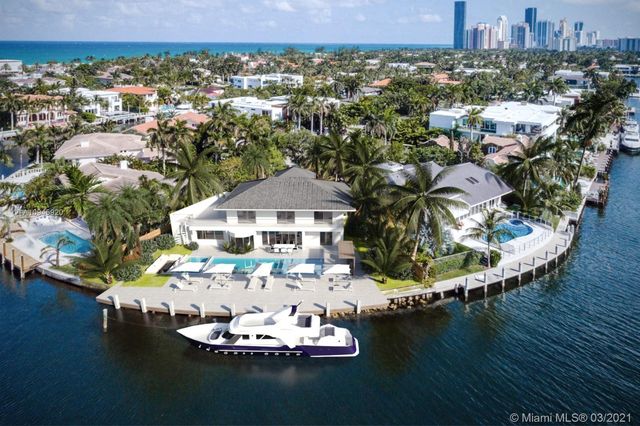 $4,825,000 | 447 Centre Island, Golden Beach, FL 33160