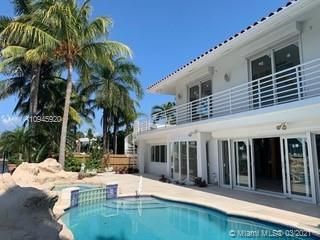 $4,825,000 | 447 Centre Island, Golden Beach, FL 33160