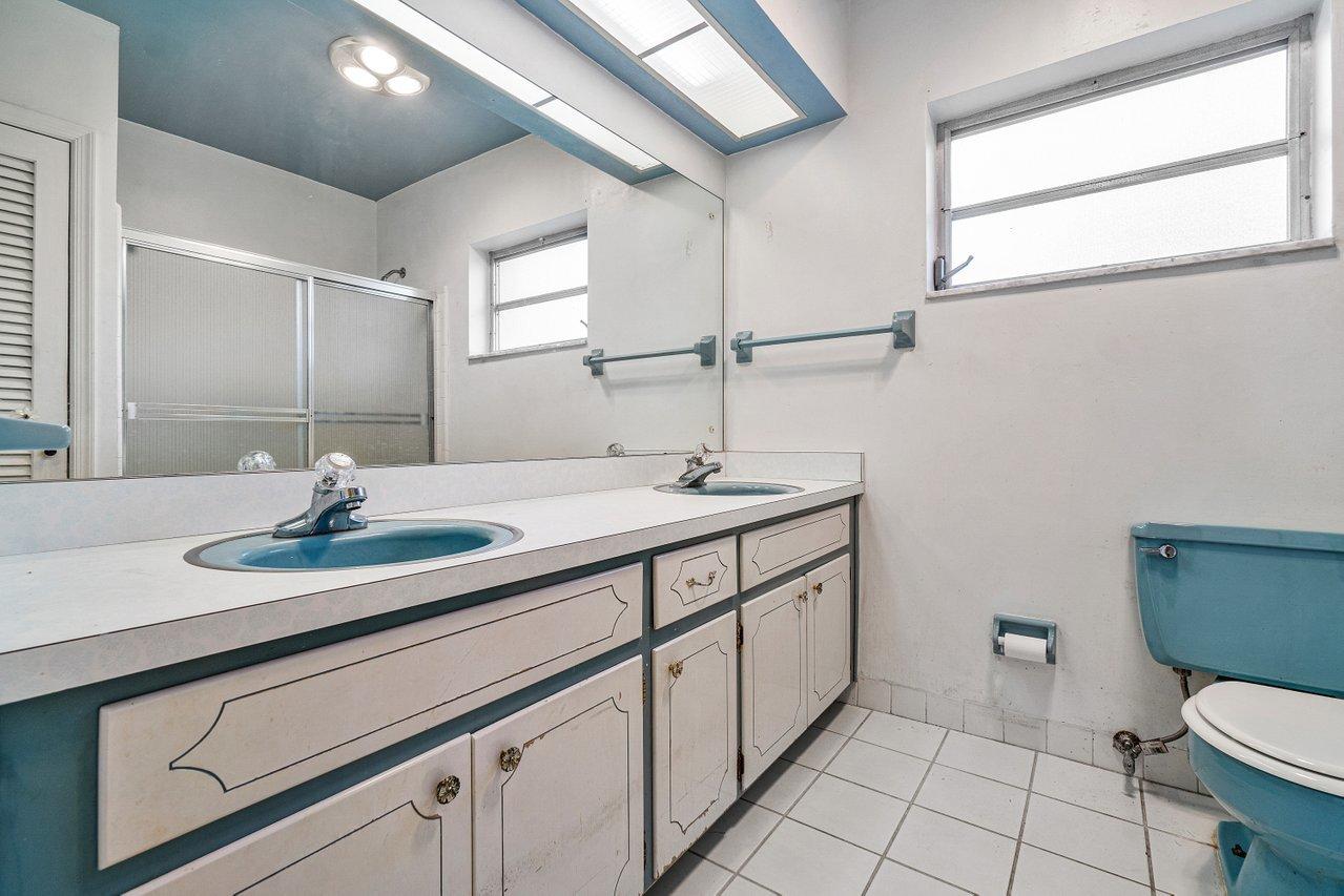 1377 Southwest 12th Street Boca Raton, FL 33486 - Photo 7 of 26 Master bath
