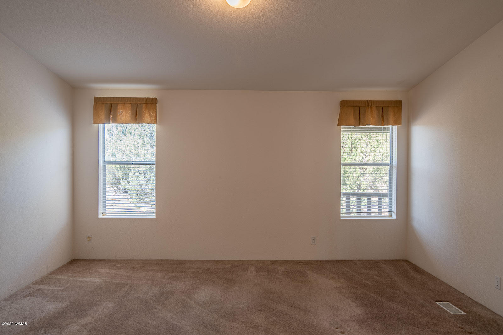 7885 Rancho Road Show Low, AZ 85901 - Photo 11 of 24 Gallery Image 11