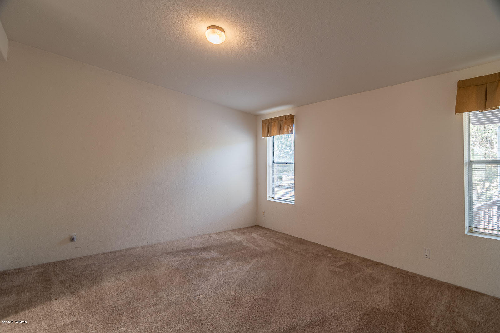 7885 Rancho Road Show Low, AZ 85901 - Photo 14 of 24 Gallery Image 14