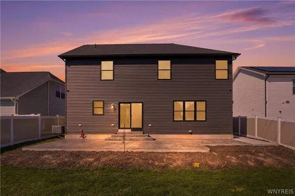 $769,900 | 237 Rachel Vincent Way, Buffalo, NY 14216