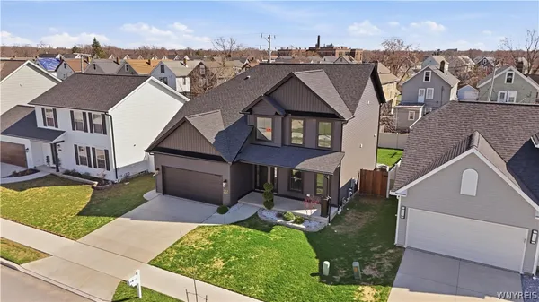 $769,900 | 237 Rachel Vincent Way, Buffalo, NY 14216