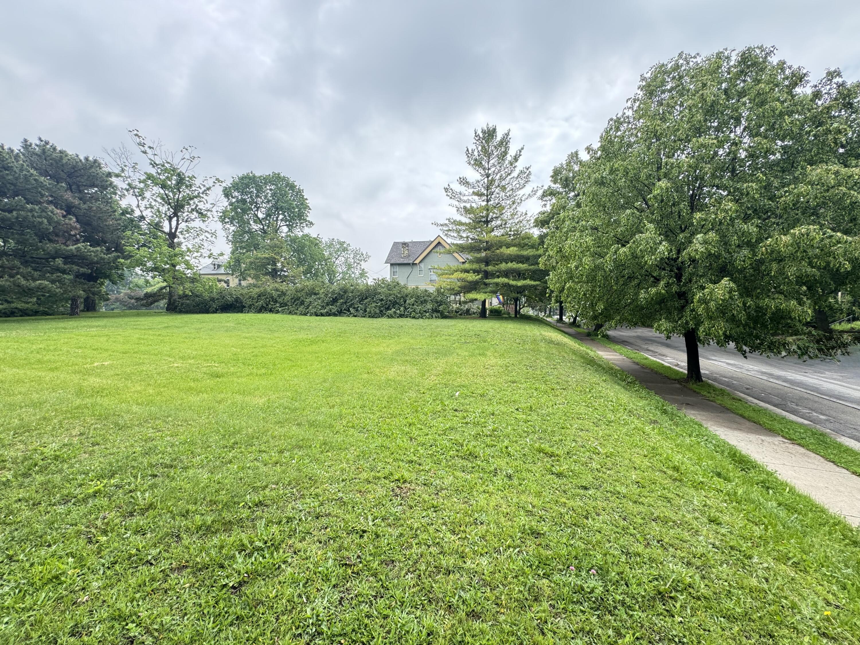 956 North 31st Street Milwaukee, WI 53208 - Photo 1 of 8 956 N. 31st Street