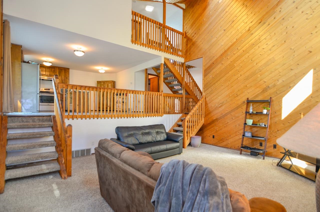 916 Square Terrace Green Bay, WI 54313 - Photo 11 of 40