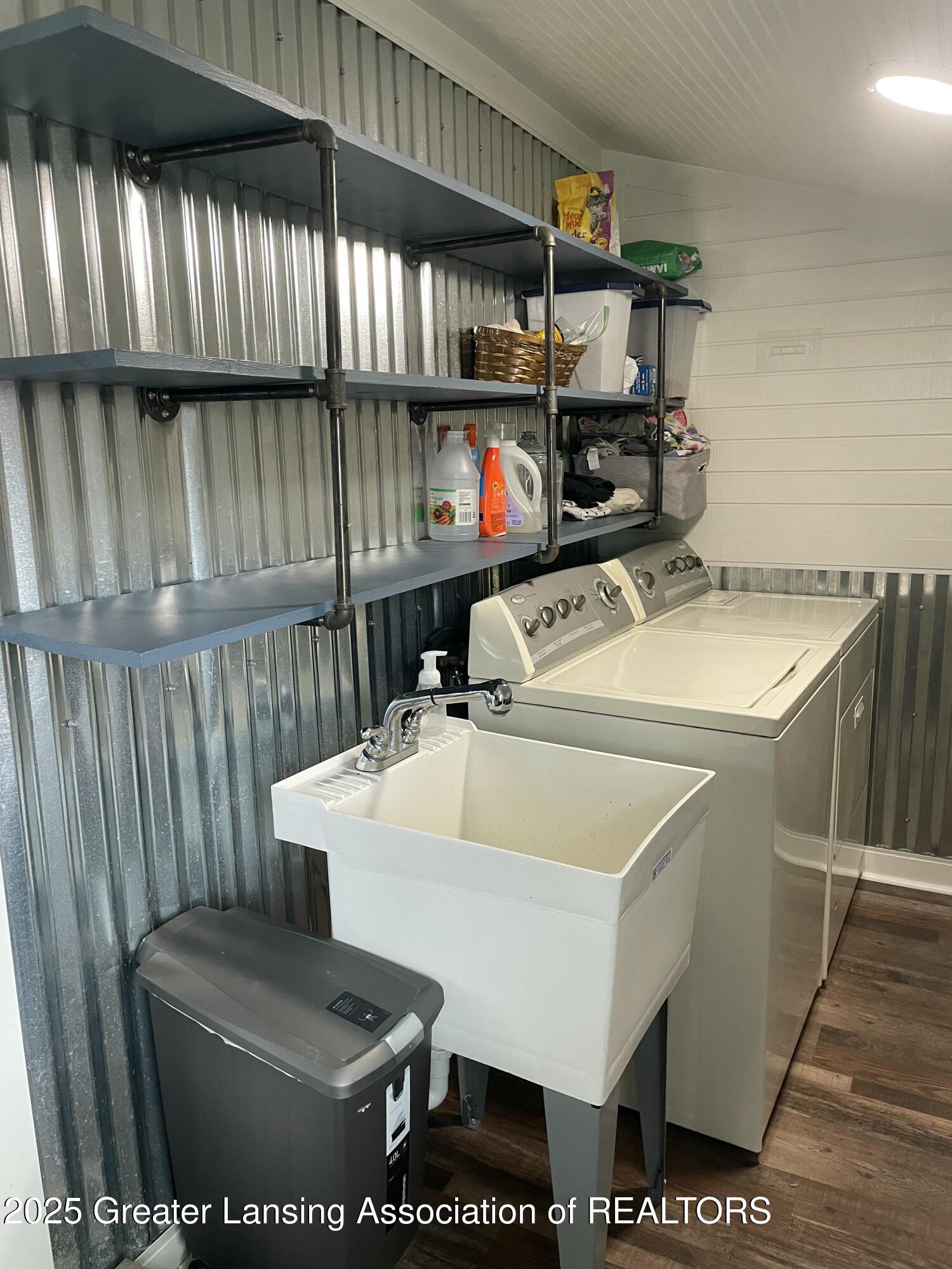 426 South Main Street Fowler, MI 48835 - Photo 15 of 36 Laundry Room