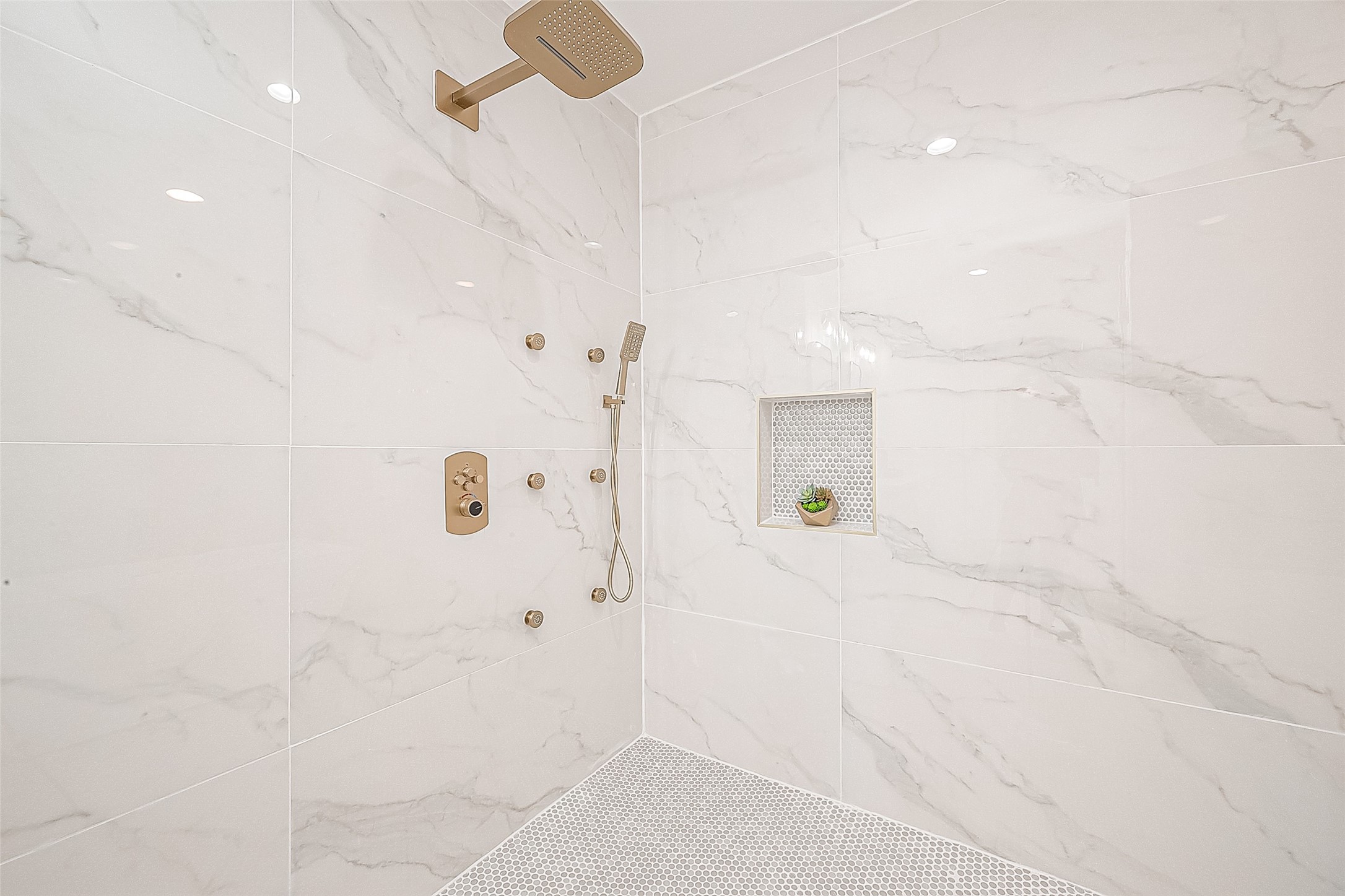 6254 Locke Lane Houston, TX 77057 - Photo 22 of 44