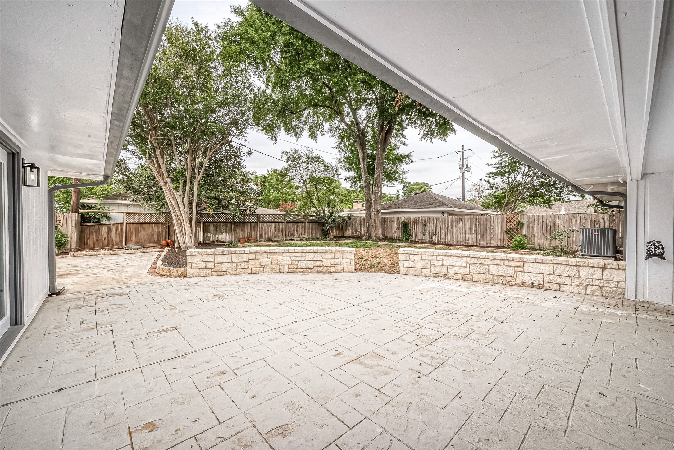 6254 Locke Lane Houston, TX 77057 - Photo 38 of 44