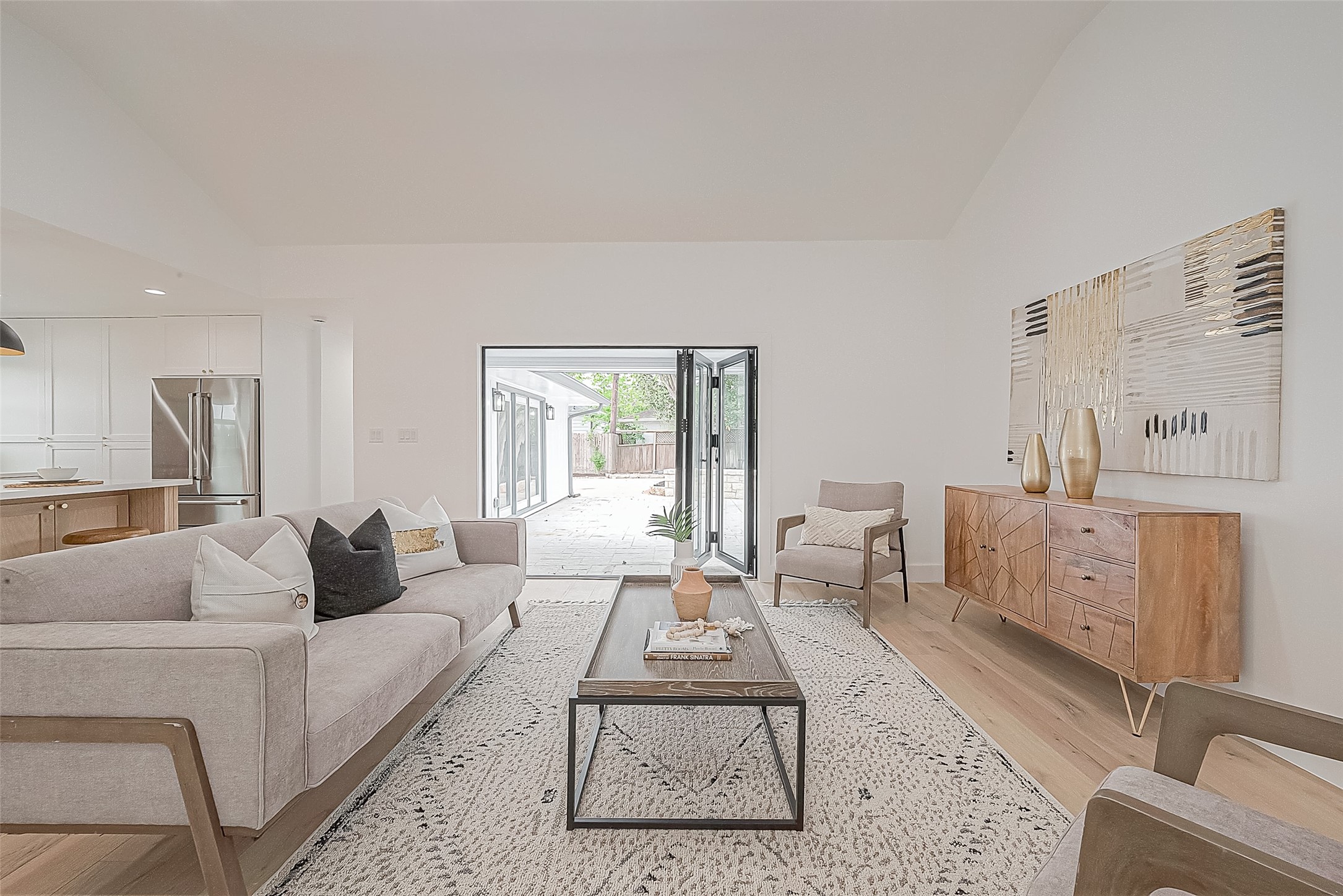 6254 Locke Lane Houston, TX 77057 - Photo 8 of 44