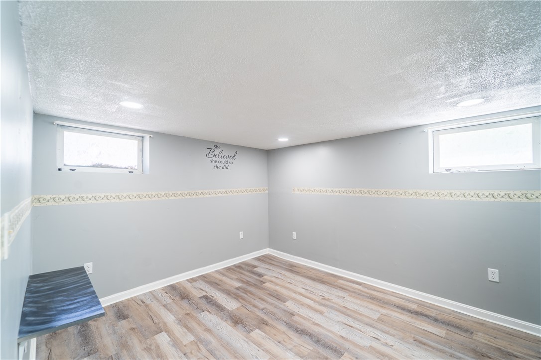 18 Dunnell Avenue Pawtucket, RI 02860 - Photo 21 of 37