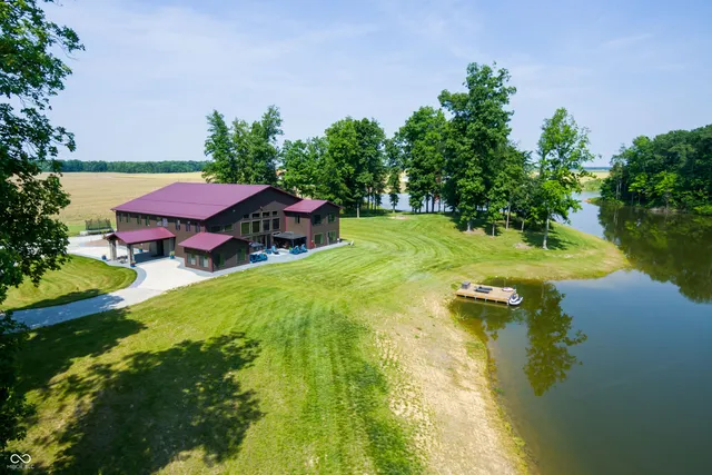 $999,000 | 9750 North County Road 700 West, Elizabethtown, IN 47232