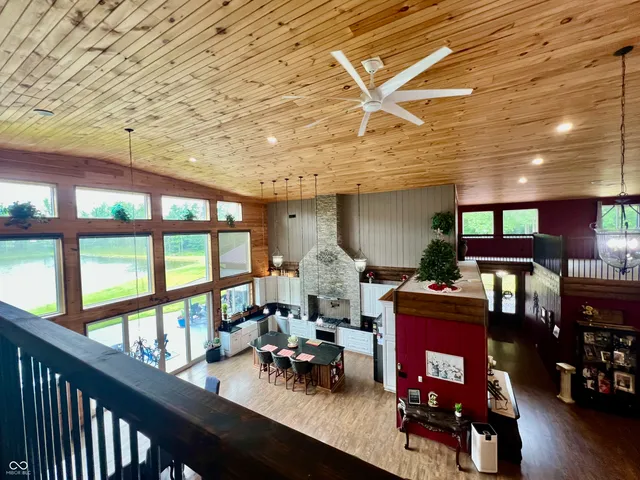 $999,000 | 9750 North County Road 700 West, Elizabethtown, IN 47232