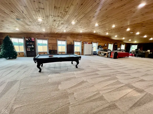 $999,000 | 9750 North County Road 700 West, Elizabethtown, IN 47232