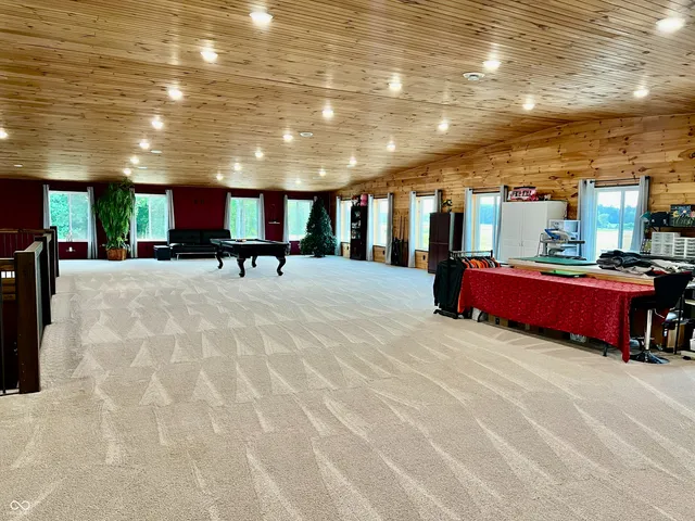 $999,000 | 9750 North County Road 700 West, Elizabethtown, IN 47232