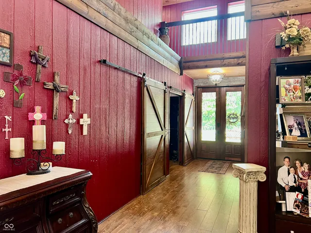 $999,000 | 9750 North County Road 700 West, Elizabethtown, IN 47232