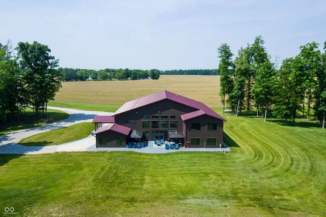 $999,000 | 9750 North County Road 700 West, Elizabethtown, IN 47232