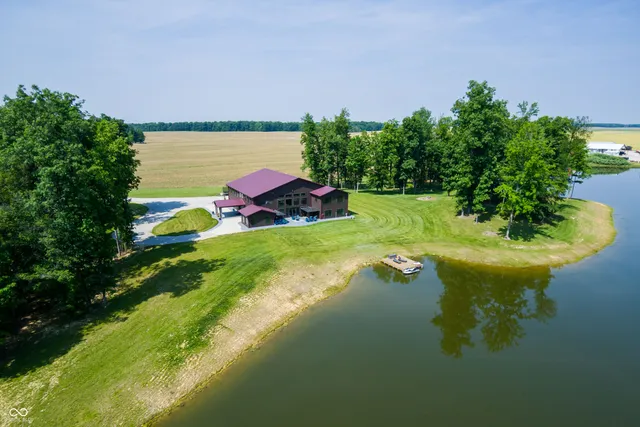 $999,000 | 9750 North County Road 700 West, Elizabethtown, IN 47232