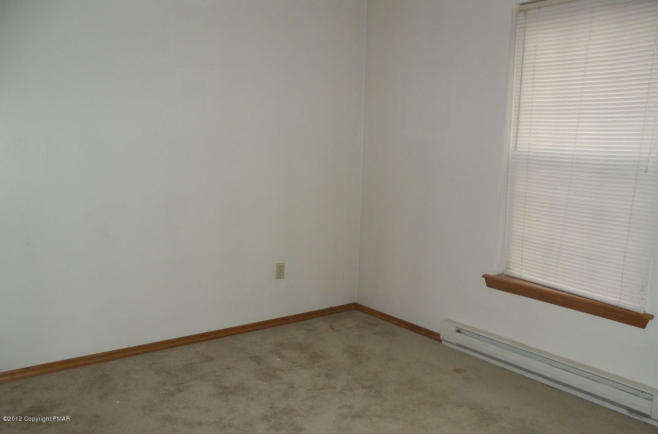 3402 Cumberland Road Tobyhanna, PA 18466 - Photo 5 of 7 bedroom