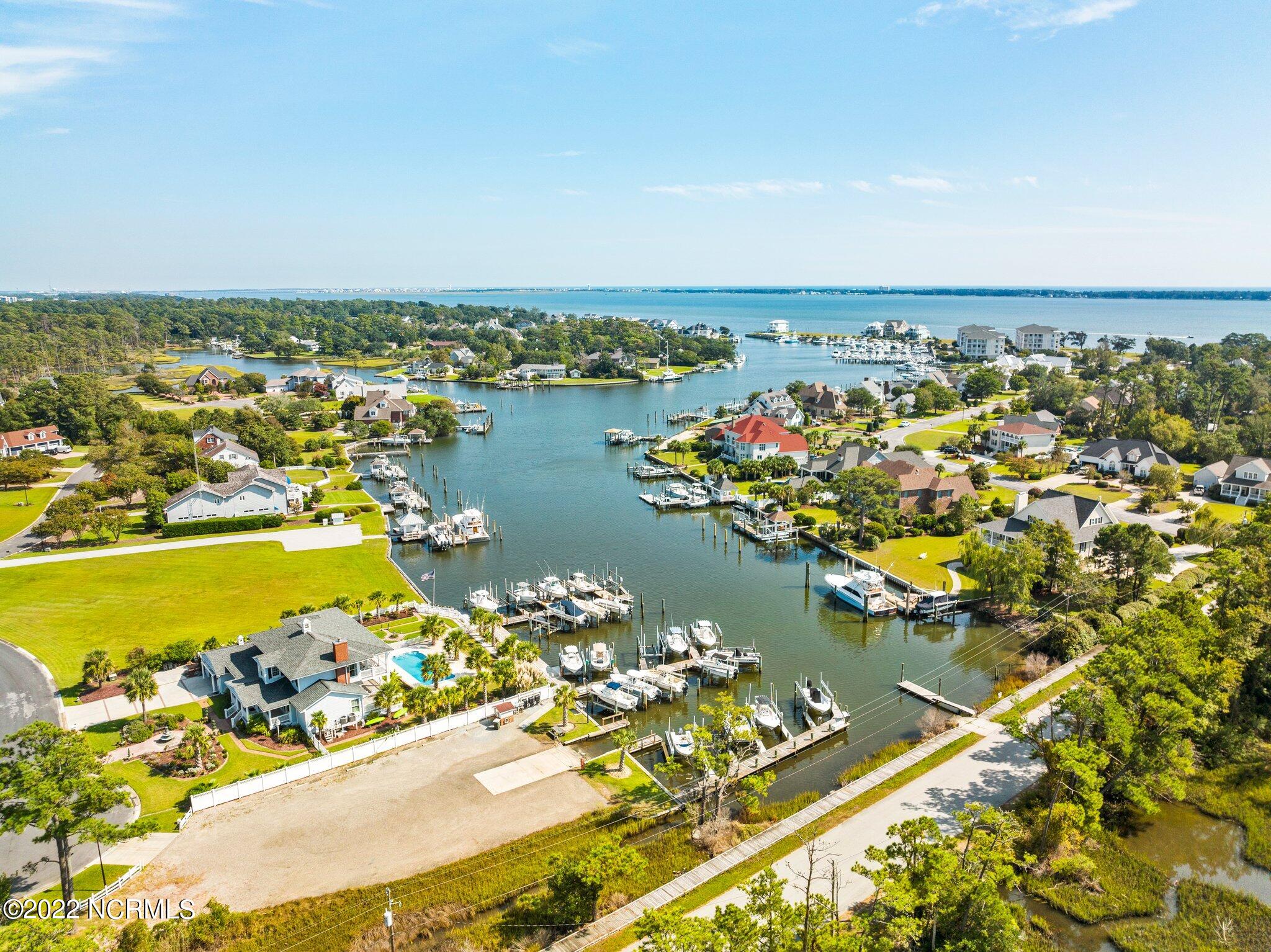 214 Coventry Road Morehead City, NC 28557 - Photo 12 of 49 25-web-or-mls-DJI_0886