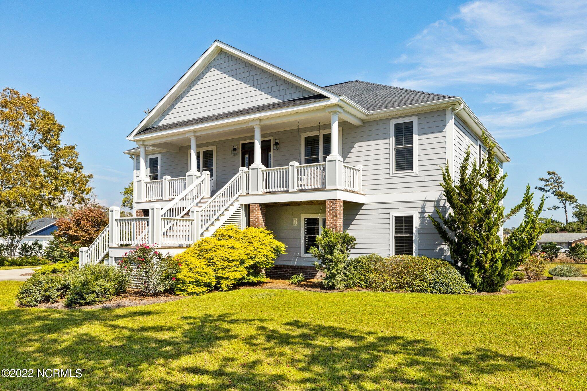 214 Coventry Road Morehead City, NC 28557 - Photo 2 of 49 3-web-or-mls-_S3A1754