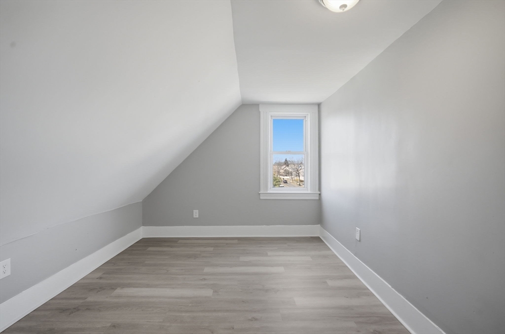 101-103 Oak Street Springfield, MA 01151 - Photo 23 of 35