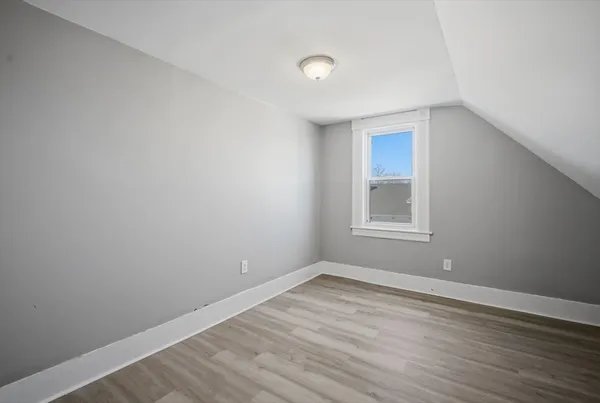 $450,000 | 101-103 Oak Street, Springfield, MA 01151