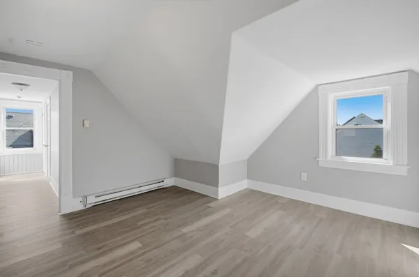 $450,000 | 101-103 Oak Street, Springfield, MA 01151