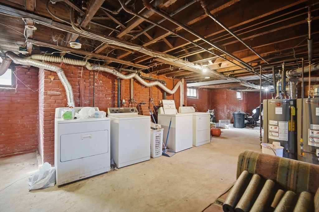 101-103 Oak Street Springfield, MA 01151 - Photo 31 of 35