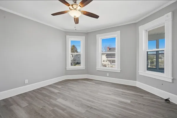 $450,000 | 101-103 Oak Street, Springfield, MA 01151