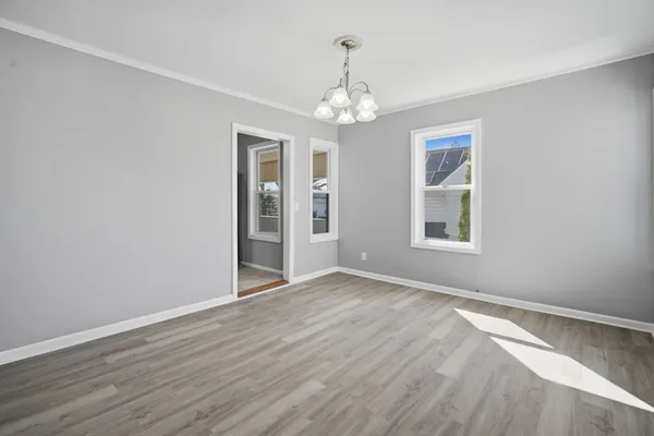 $450,000 | 101-103 Oak Street, Springfield, MA 01151