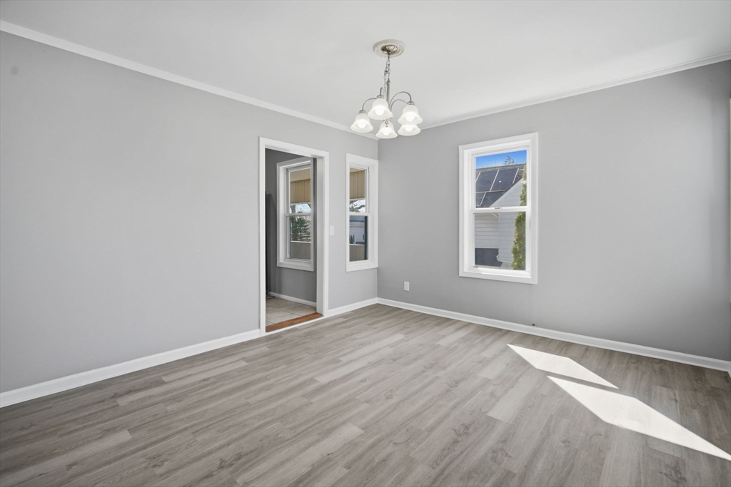 101-103 Oak Street Springfield, MA 01151 - Photo 9 of 35