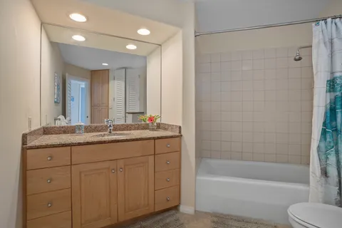 $2,540,000 | 5454 Ka Haku Road, Unit 307, Princeville, HI 96722