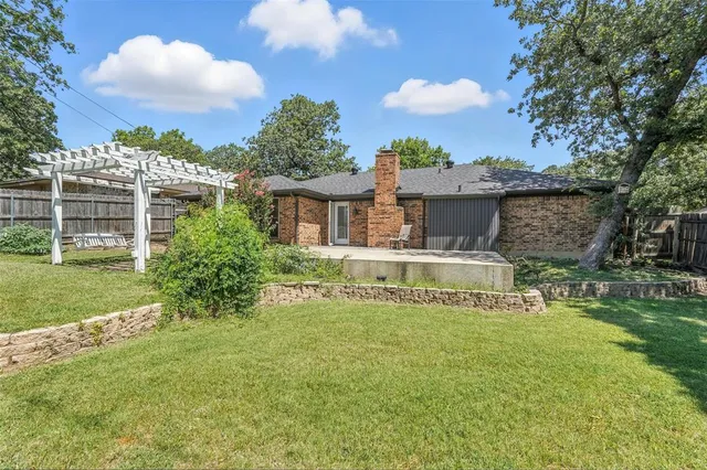 $329,000 | 1630 Post Oak Drive, Bedford, TX 76021