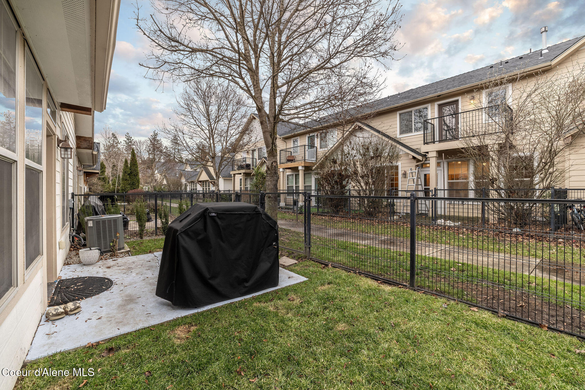1154 West Willow Lake Loop Coeur D'Alene, ID 83815 - Photo 23 of 26 Back patio