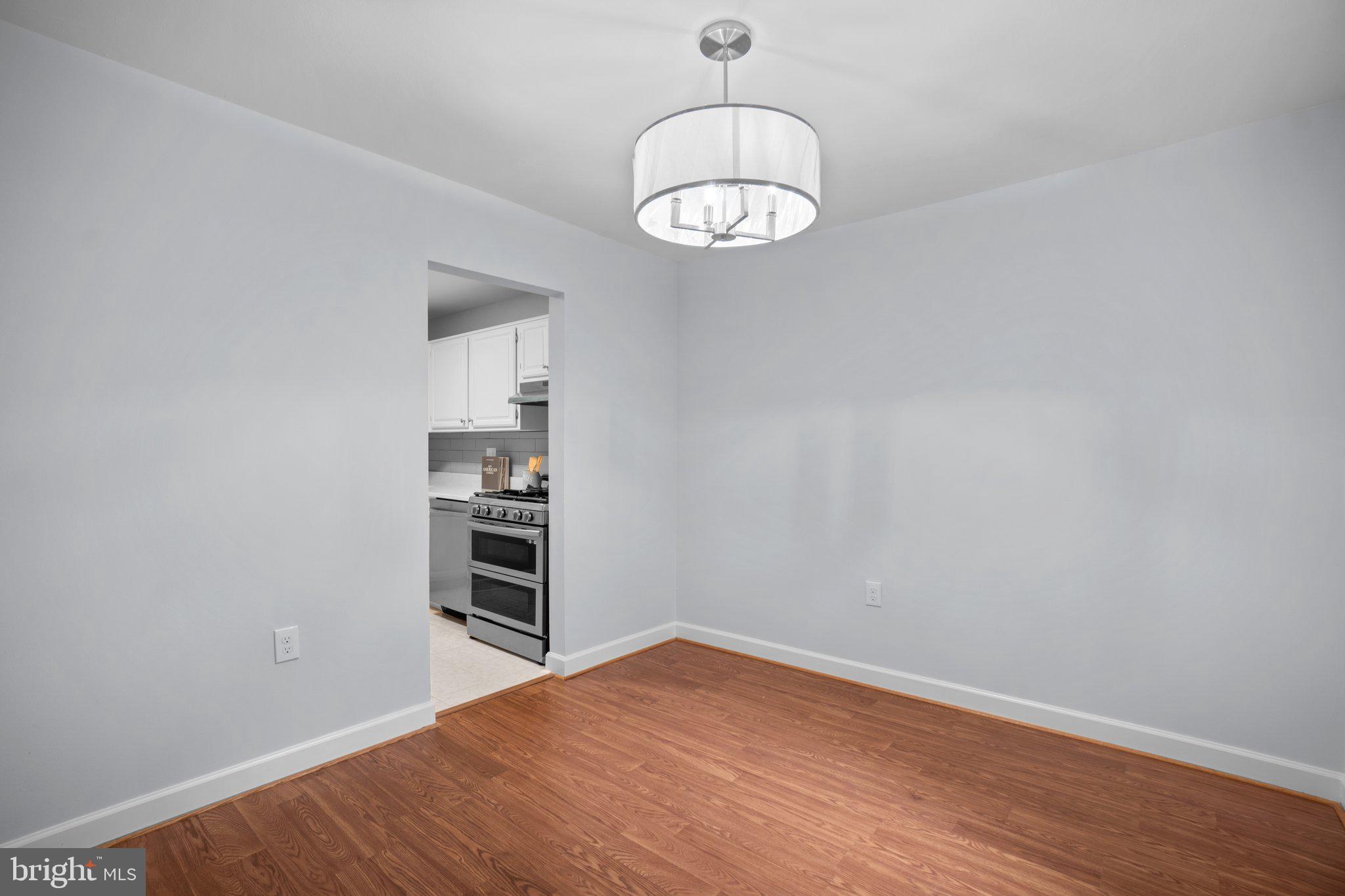 1558 Northgate Square, Unit 58/32B Reston, VA 20190 - Photo 5 of 33 Brand New Light Fixtures
