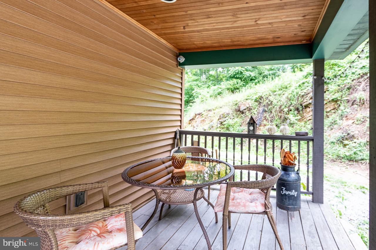 6882 Hungry Hollow Road Alexandria, PA 16611 - Photo 2 of 31