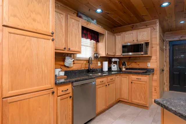 $582,000 | 426 No Pone Valley Road Northwest, Georgetown, TN 37336