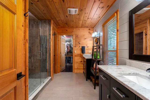 $582,000 | 426 No Pone Valley Road Northwest, Georgetown, TN 37336