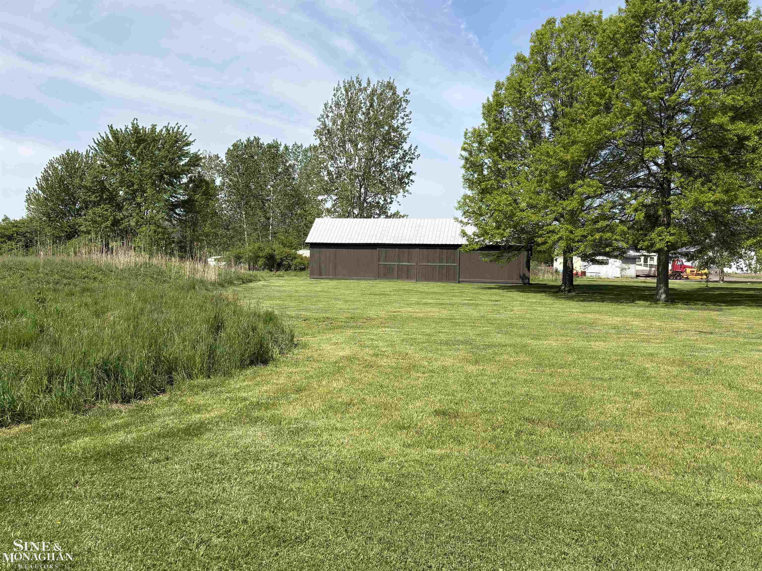 6281 Lindsey Road East China, MI 48054 - Photo 43 of 55