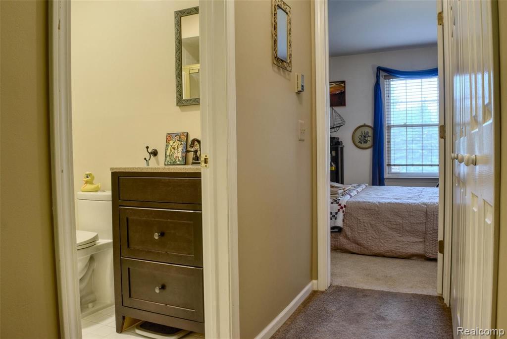 1645 Huntington Park Rochester Hills, MI 48309 - Photo 18 of 25
