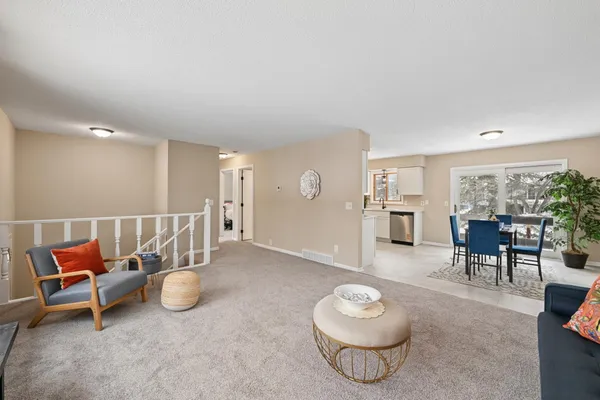 $339,900 | 923 123rd Lane Northwest, Coon Rapids, MN 55448